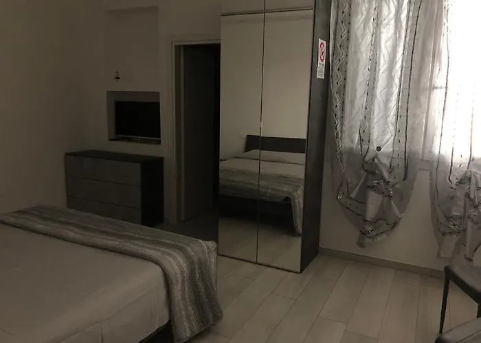 Roomscarli 코마키오