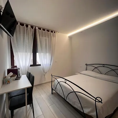 Roomscarli Bed and breakfast 3*